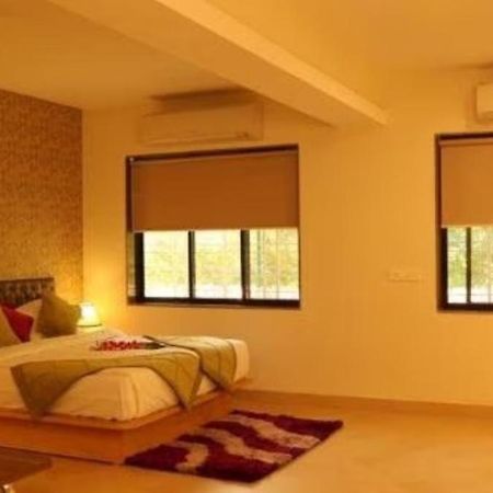 Meritas Seawind Beach Resort, Srīvardhan Eksteriør bilde