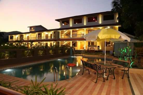 Meritas Seawind Beach Resort, Srīvardhan Eksteriør bilde